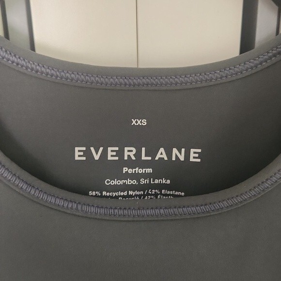 Everlane The Perform Tank in Pine green size XXS new with tag - Picture 8 of 16